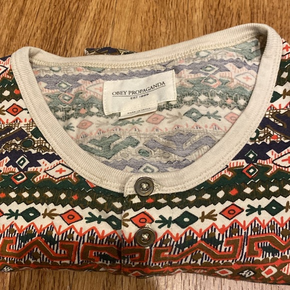 Obey t-shirt - Picture 6 of 6